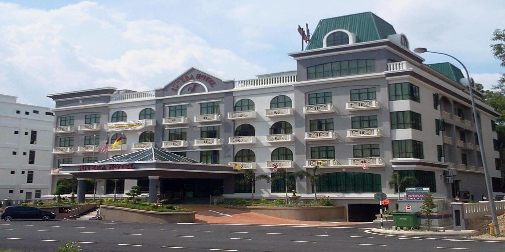 Sutera Hotel Серембан Екстериор снимка